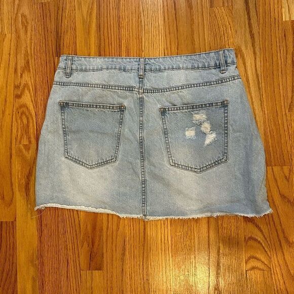 Denim Micro Mini Skirt - Picture 5 of 6